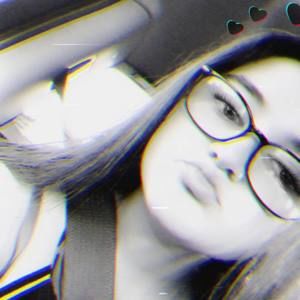 Meet your Posher, Candy